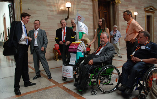 Delegation von Behindertenvertretern im Parlament